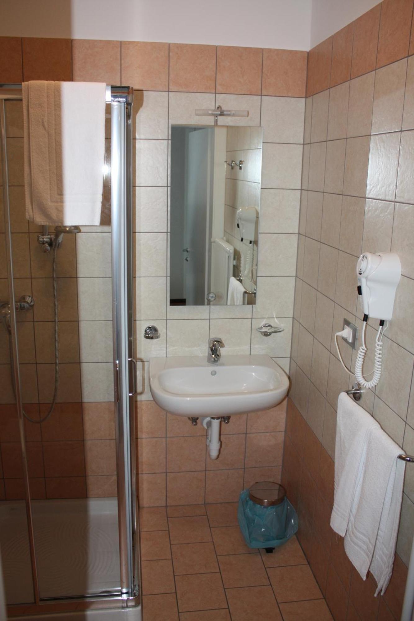 Roncegno Garni Villa Waiz חדר תמונה